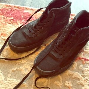 Vans high top 9.5 women’s